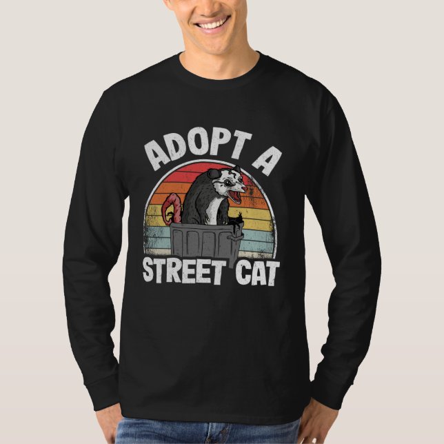 Camiseta Adopt A Street Cat Opossum Meme Trash Possum (Frente)