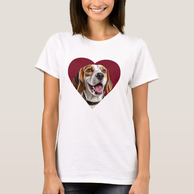 Camiseta Adorable Beagle in Heart Shape Design (Frente)