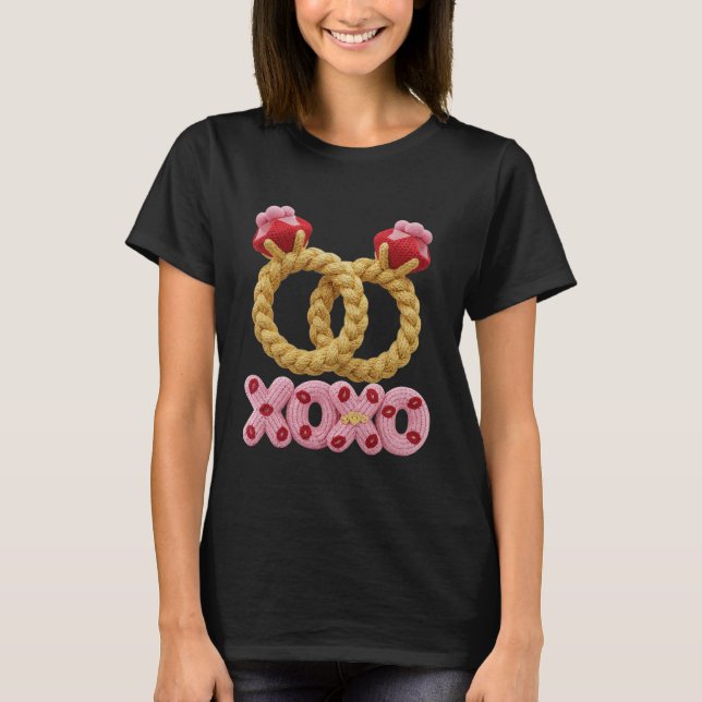 Camiseta Adorable Knitted Wedding Rings XOXO  (Frente)