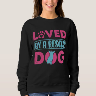 Camiseta Adorado Por Um Resgate De Animais De Adoção De Cãe