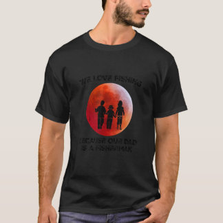 Camiseta Adoramos Pescar Porque Nosso Pai É Um Pescador