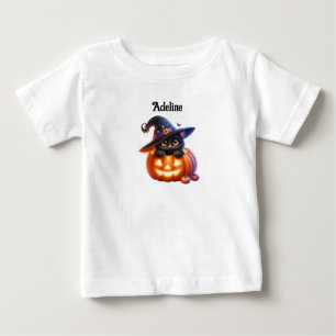 Camiseta Adorável Desenho de Gato de Halloween em Abóbora