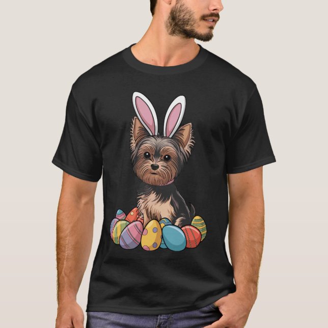 Camiseta Adorável Yorkshire Terrier Orelhas de Coelho Caça  (Frente)