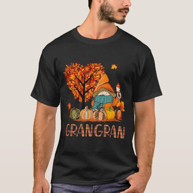 Camiseta Adorei gnomos Grangran halloween abóbora avô (Frente)