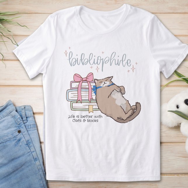 Camiseta Adoro Gatos e Livros, Bibliófilo Engraçado (Zazzle I Love Cats and Books, Funny Bibliophile Tri-Blend Shirt)