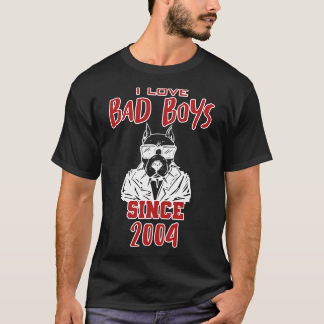Camiseta Adoro meninos maus desde 2004 (Frente)