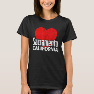 Camiseta Adoro Sacramento California Retro Big Heart Vacat