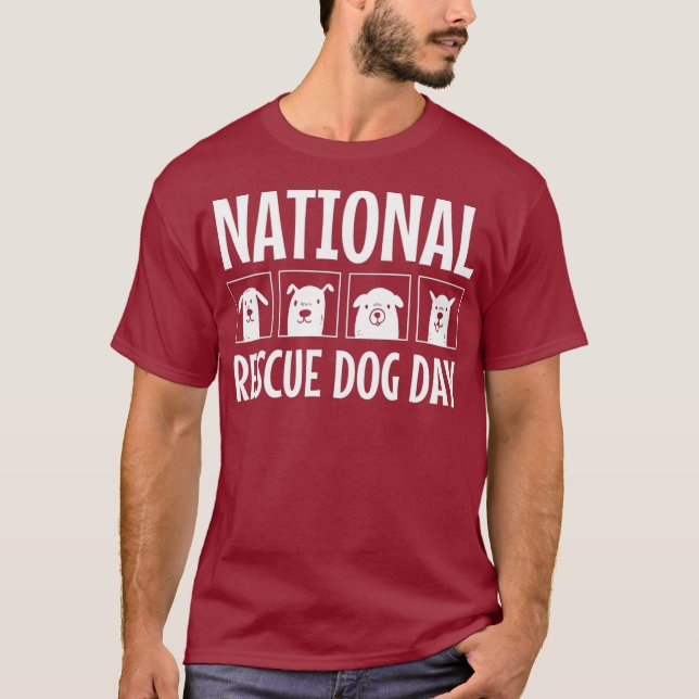 Camiseta adotar um presente de cão para cães salva-vidas (Frente)