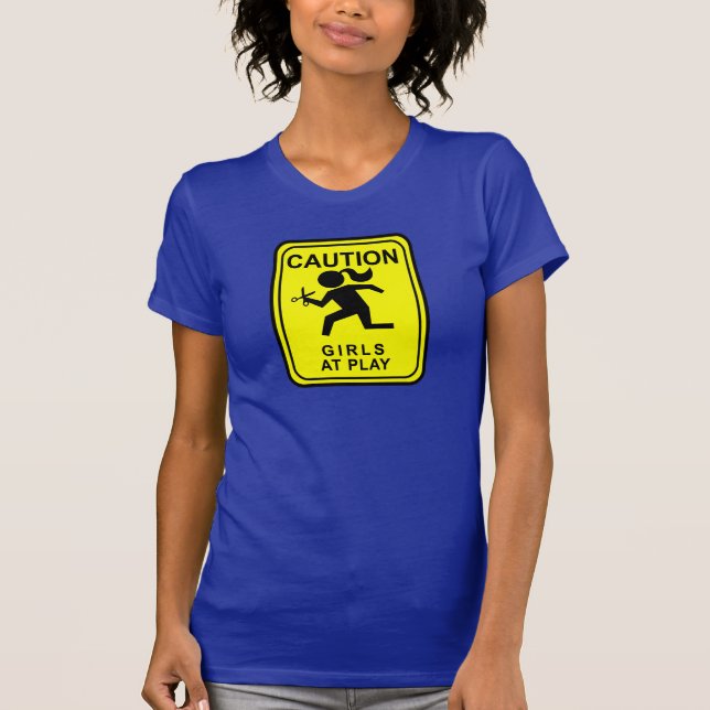 Camiseta Advirta meninas no jogo - funcionando com tesouras (Frente)