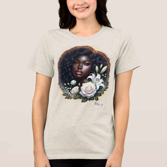 Camiseta  African-American Lady Enjoying Her Flowers (Frente)