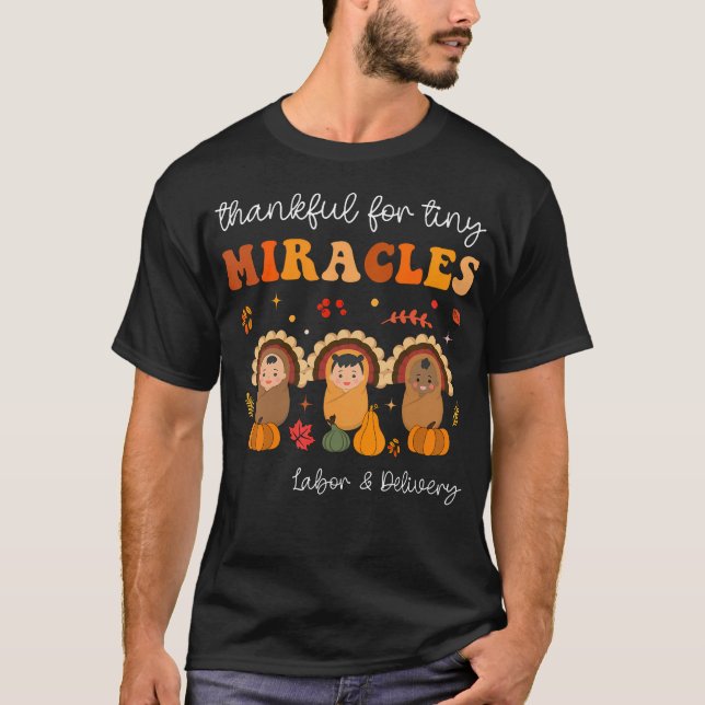 Camiseta Agradecido Por Pequenos Milagres Trabalho E Entreg (Frente)