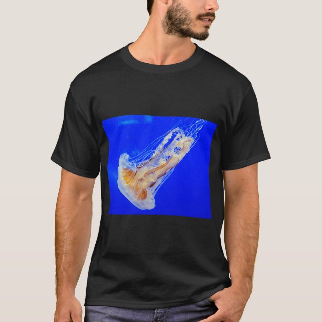 Camiseta Água-viva Bonita (Frente)