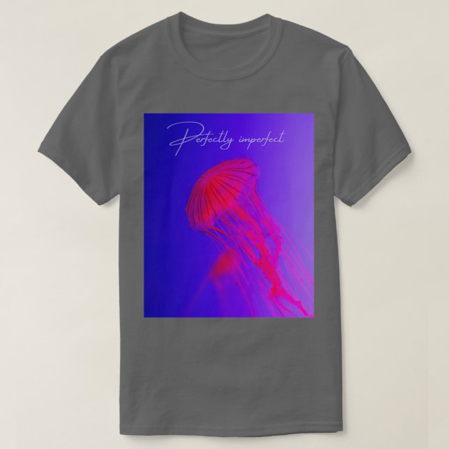 Camiseta Água-viva Rosa Rosa Perfeitamente Imperfeita (Frente do Design)