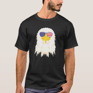 Camiseta Águia Careca Legal Usando Óculos De Sol Da Bandeir