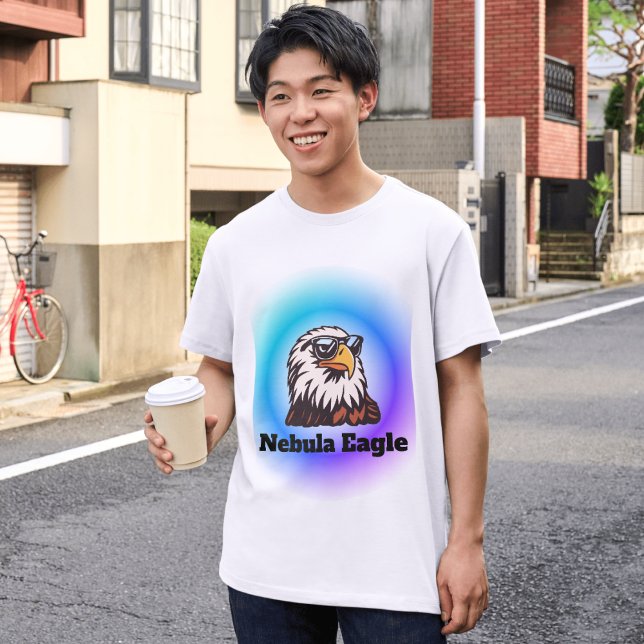 Camiseta Águia Néon Nebulosa (Criador carregado)