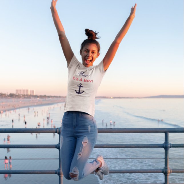 Camiseta Ahoy, é um menino! Chá de fraldas náutico (Criador carregado)