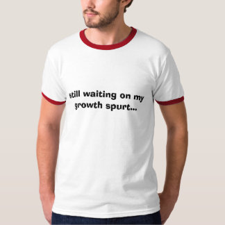 Camiseta ainda esperando em meu jacto do crescimento…