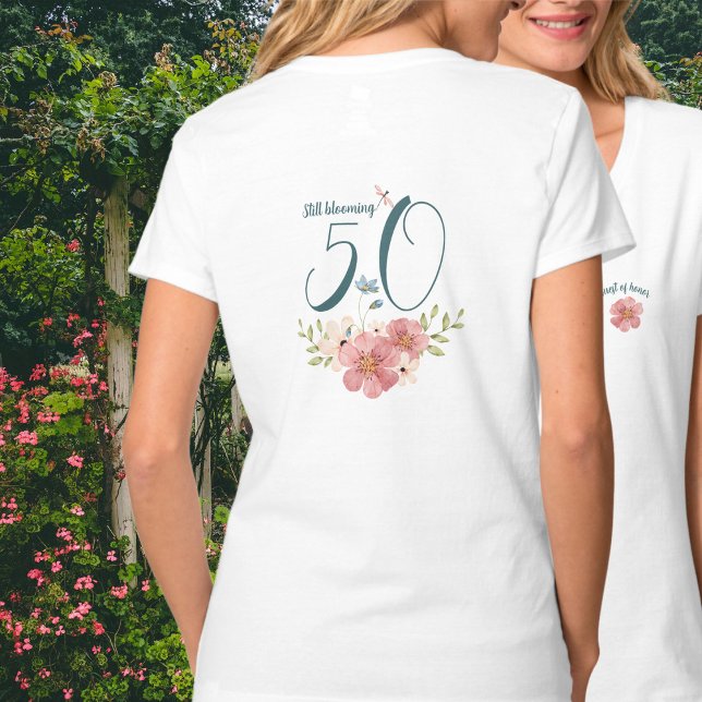 Camiseta "Ainda florescendo" Aquarela Flores Selvagens (Background Photo by Mitch Gaiser on Unsplash)