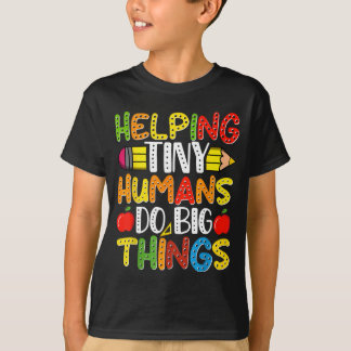 Camiseta Ajudando humanos minúsculos a fazerem grandes cois