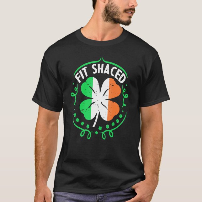 Camiseta Ajustado Enganou Rua Engraçada No Dia De Patrick B (Frente)