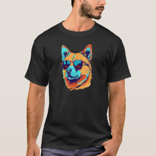 Camiseta Akita Dog Vestindo óculos escuros