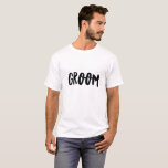 Camiseta Alcance<br><div class="desc">Design de texto do Groom Negro. Parte de um conjunto de engrenagens correspondente ao excelente inteiro,  incluindo a noiva,  o noivo,  a madrinha de casamento,  o melhor homem,  etc. t-shirt.</div>