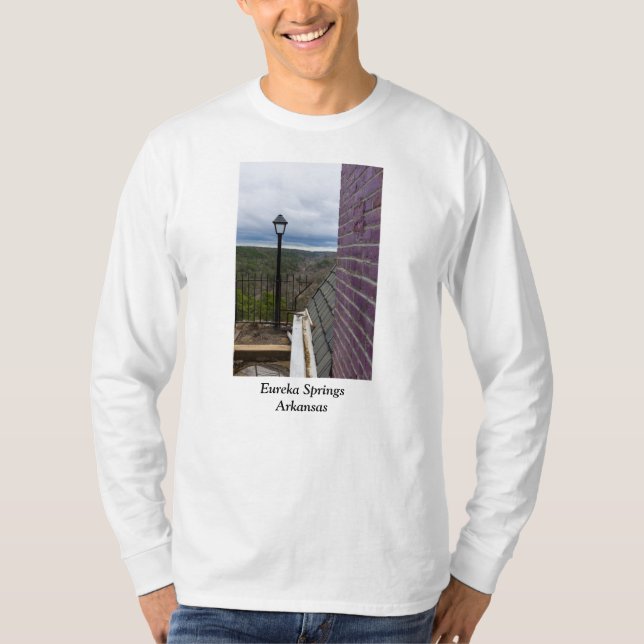 Camiseta Além do Crescente (Frente)