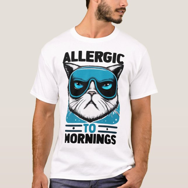 CAMISETA ALÉRGICA A MANHÃS (Frente)
