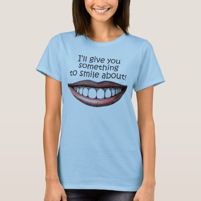 Camiseta algo-à-sorriso-sobre (Frente)