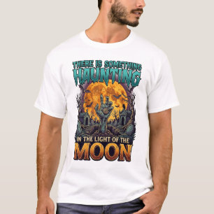 Camiseta Algo Assombra Lua Halloween Zumbi Mão Túmulo