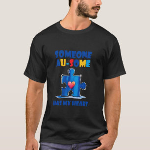 Camiseta Alguém Au-some Tem Meu Coração Conscientização do
