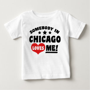 Camiseta Alguém em Chicago ama-me