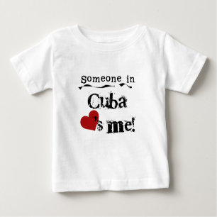Camiseta Alguém em Cuba ama-me
