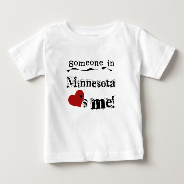 Camiseta Alguém em Minnesota ama-me (Frente)
