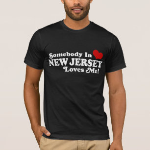 Camiseta Alguém em New-jersey ama-me