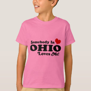 Camiseta Alguém em Ohio ama-me