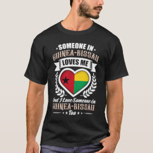 Camiseta Alguém na Guiné Bissau África me ama