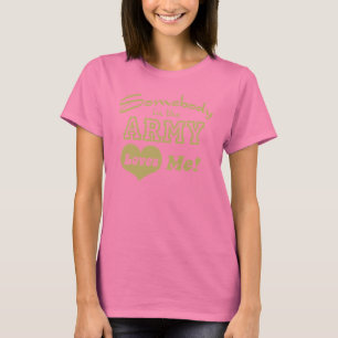 Camiseta Alguém no exército ama-me