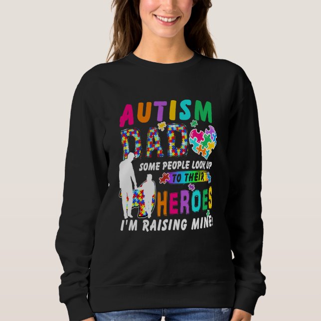 Camiseta Algumas Pessoas Procuram Heroínas Eu Estou Aumenta (Frente)
