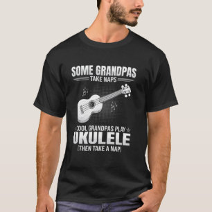 Camiseta Alguns Avôs Tiram Sonecas - Tocando Ukulele Divert