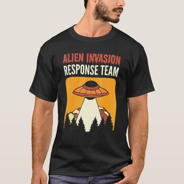 Camiseta Alien Invasion Response Team Aliens UFO (Frente)