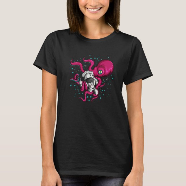 Camiseta Alien Octopus Holds Astronaut Cosmonaut Space Fish (Frente)