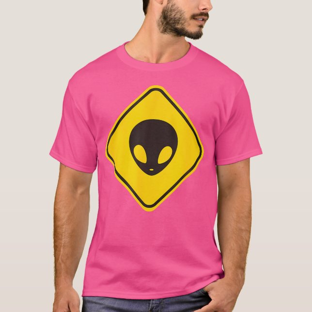 Camiseta Alienígena Cabeça Ufo. Universo (Frente)