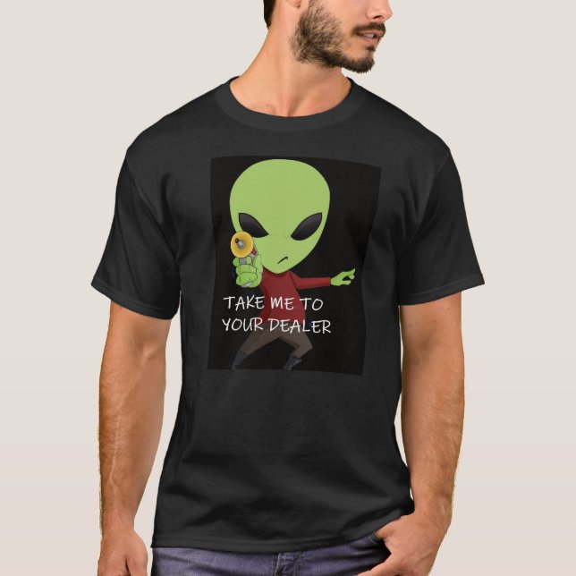 Camiseta Alienígena com arma de raio (Frente)