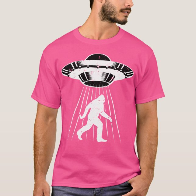 Camiseta Alienígena De Pé Grande Abduções De Ufo (Frente)