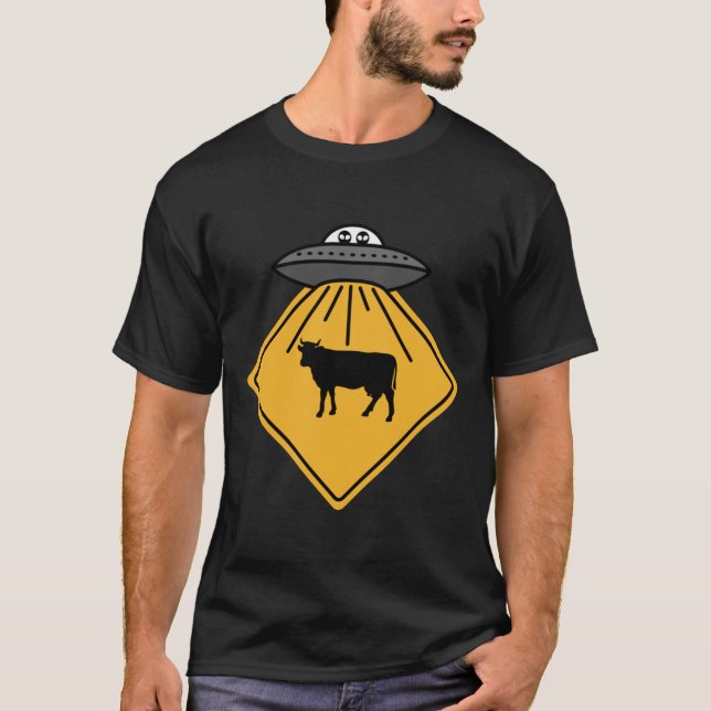 Camiseta Alienígena De Vaca Sinal De Estrada Engraçado OVNI (Frente)