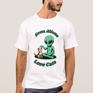 Camiseta Alienígena e Gato Bonito. Animal engraçado