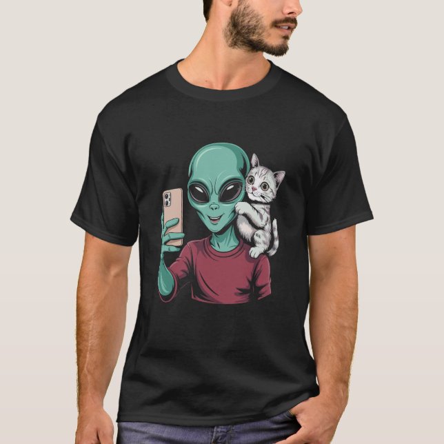 Camiseta Alienígena e Selfie de Gato no Espaço (Frente)