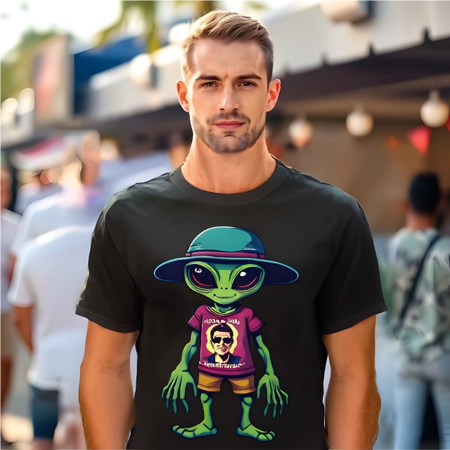 Camiseta Alienígena Engraçado Meme "Quem é a Alienígena Ago (Funny Alien Meme T-Shirt “Who’s the Alien Now?”  )
