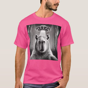 Camiseta Alienígena Funny Capybara Selfie Ufos